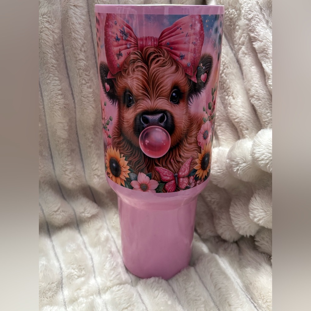 SPECIAL NEW 40 oz Pink Tumbler with Cute Highland Cow Design